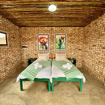 Daureb Isib Campsite And B&B Uis Luaran gambar
